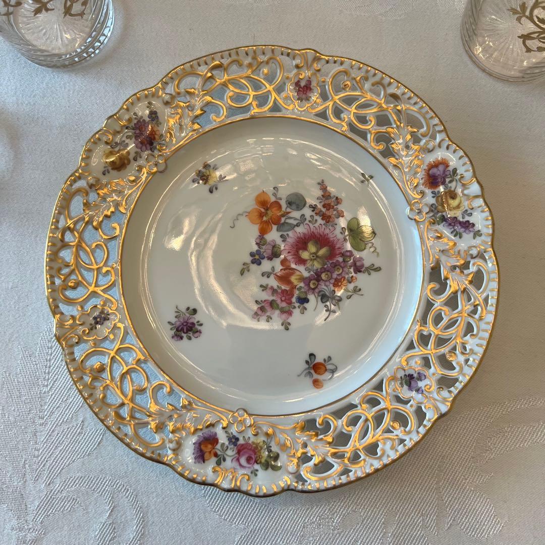 【Herend】 美品　ヘレンド　透かし　金彩　花絵　フラワーブーケ　飾皿