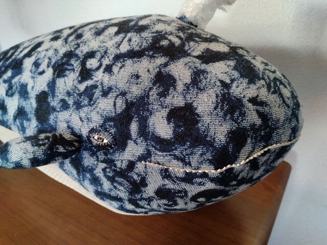 ミナペルホネン　Quzyla クジラ クッション