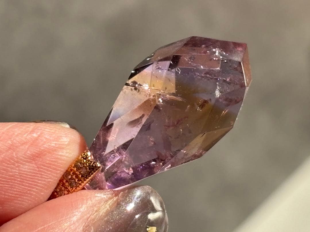 《高発色！濃色！高品質！アメトリン＊虹入りペンデュラム（蝶々チャーム）》