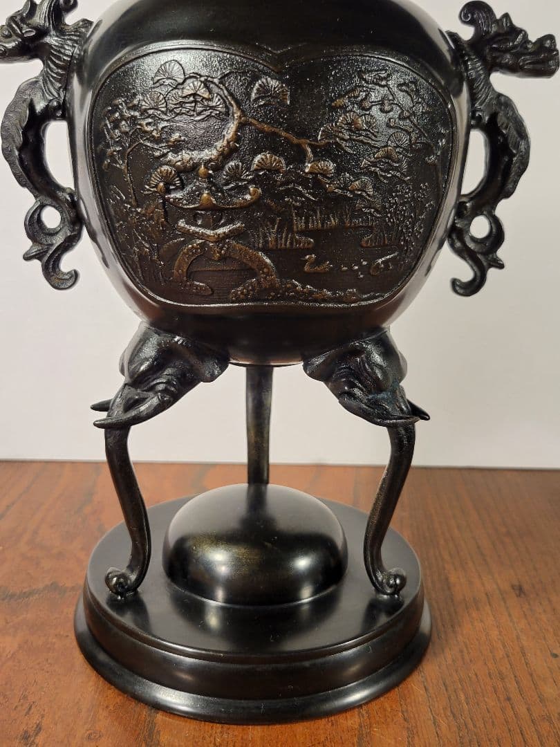 香炉 「台付三ツ足 山水」 高岡銅器