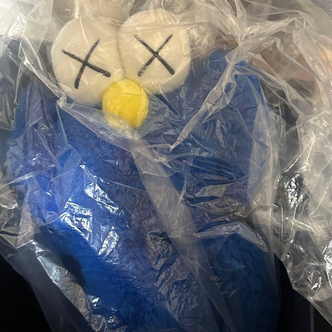 レア　kaws ぬいぐるみ　世界1000個限定