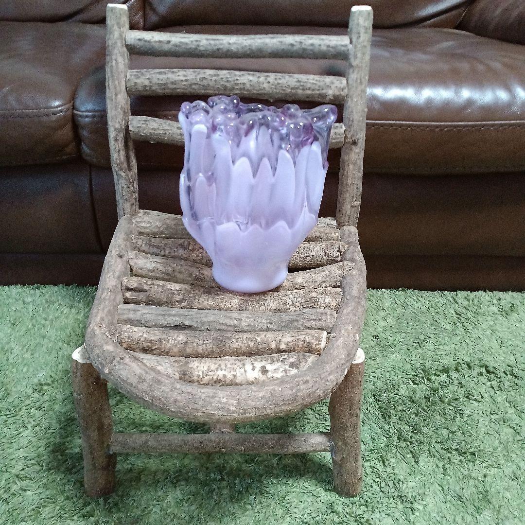 藤の木の枝の椅子　花瓶、陶器など飾り台　手作り