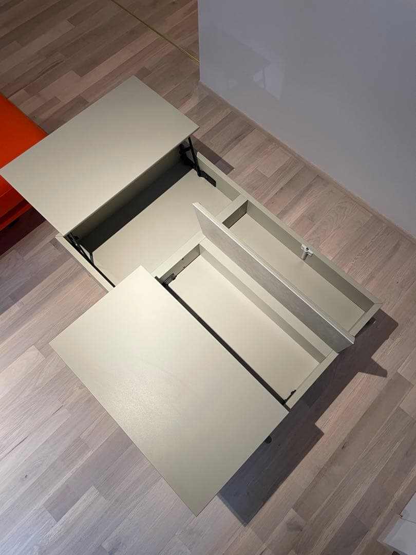 美品　ボーコンセプト Chiva コーヒーテーブル アッシュセラミック