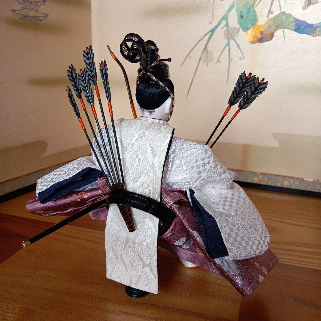 京雛人形☆右大臣・左大臣☆ 隨身 豪華京錦織 刀、弓付属 - メルカリ