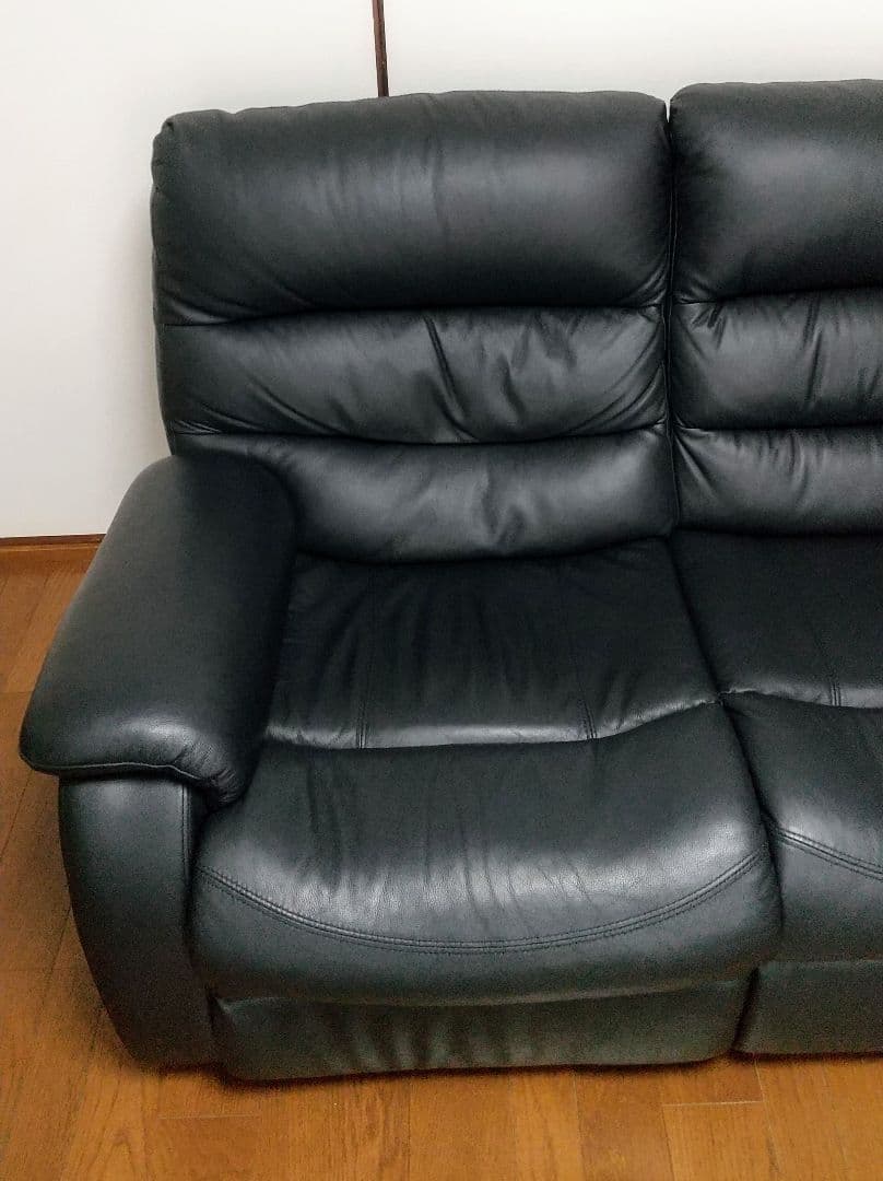 ニトリ 電動リクライニングソファー ビリーバー3 テーブル付き 3人用 黒 本革