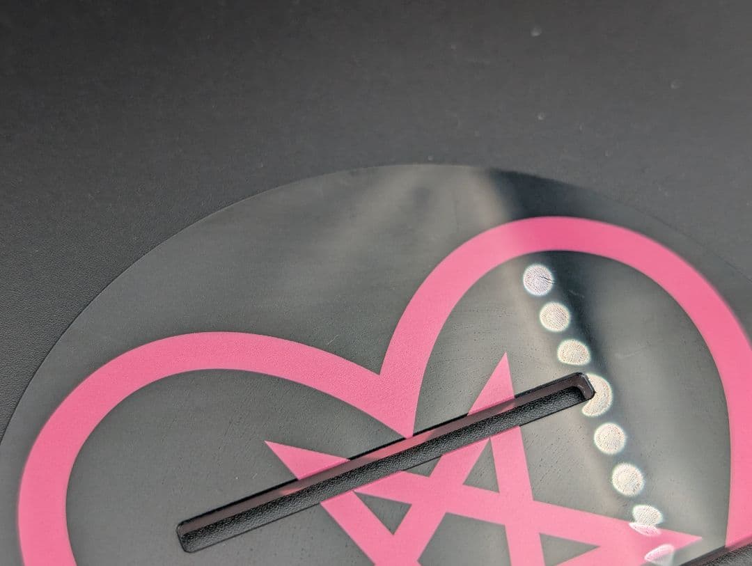 アクリルスタンド Cherri Bomb pin-up ACRYLIC STANDEE