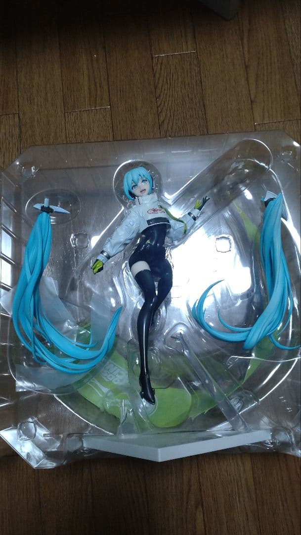 初音ミク GTプロジェクト レーシングミク 2022Ver. 1/7 スケール