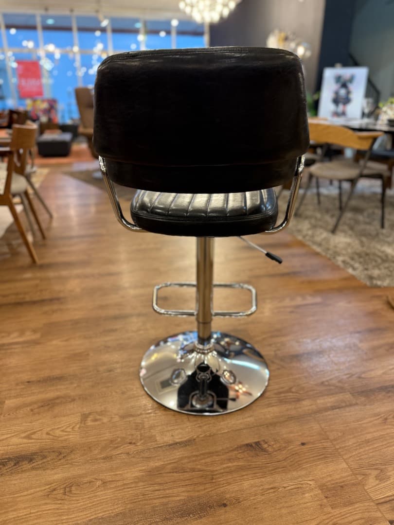 昇降機能付き回転式カウンターチェア