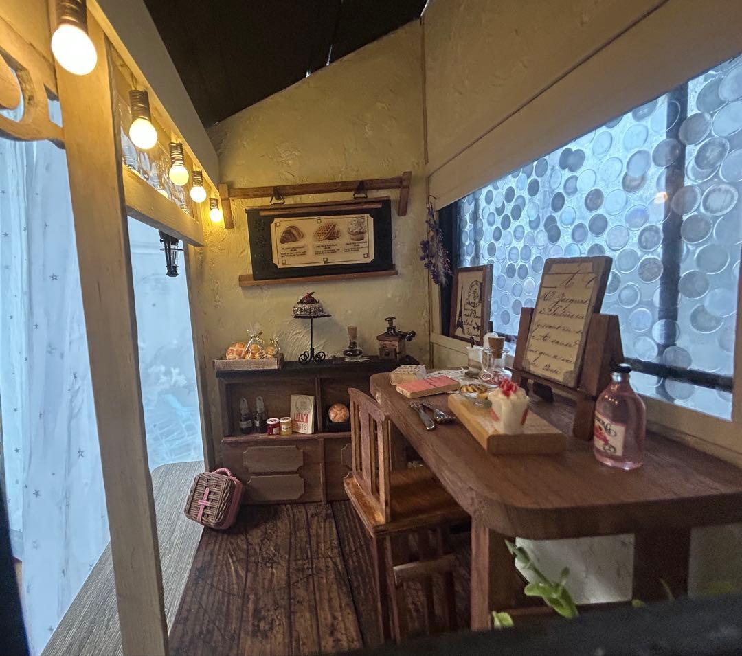 木製ミニチュアハウス⭐︎ドールハウス⭐︎背景ボード⭐︎ハンドメイド小物類一式セット