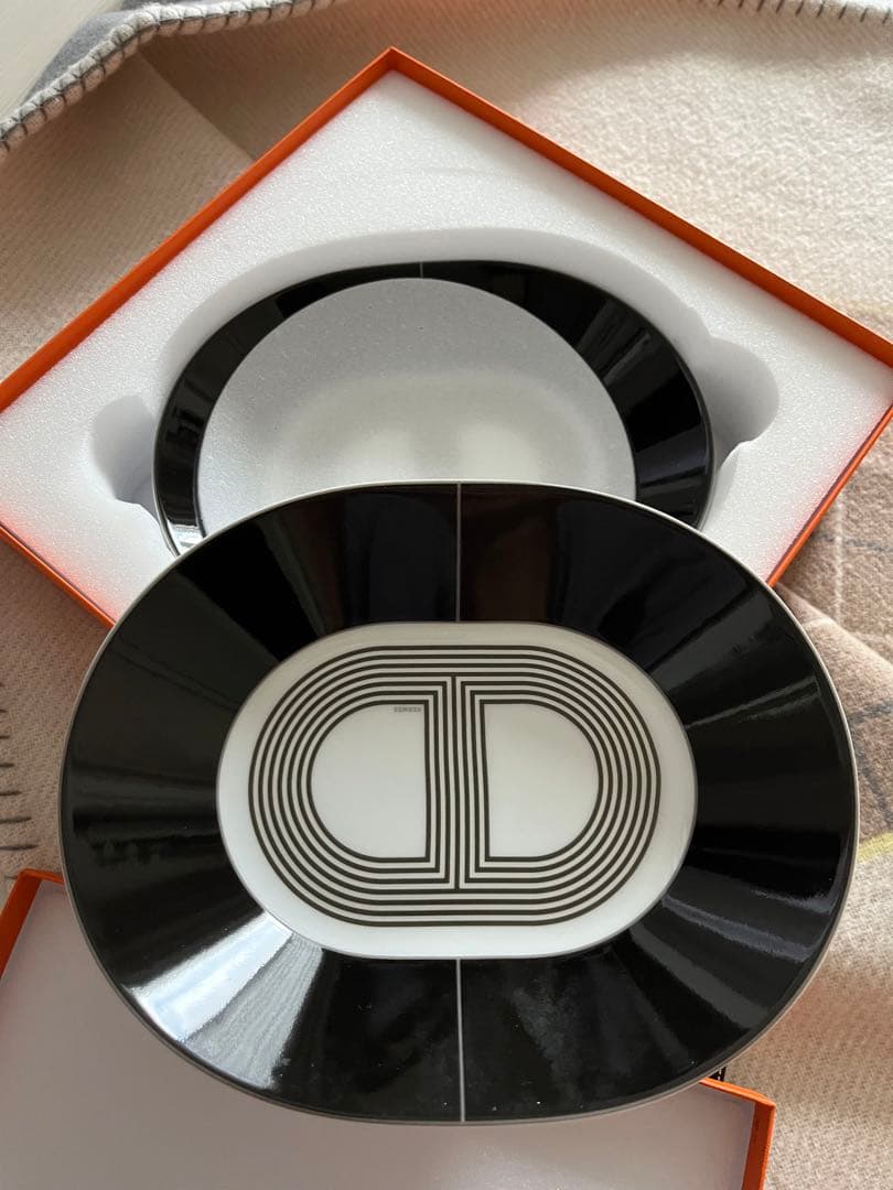 エルメス　HERMES ラリー24 オーバルプレート　2枚　ブラック