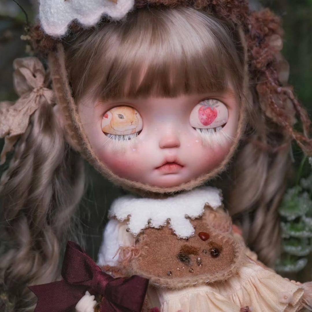 カスタムブライス 海外作家様 幼い 惹かれる 白まつ毛 小さなお目目