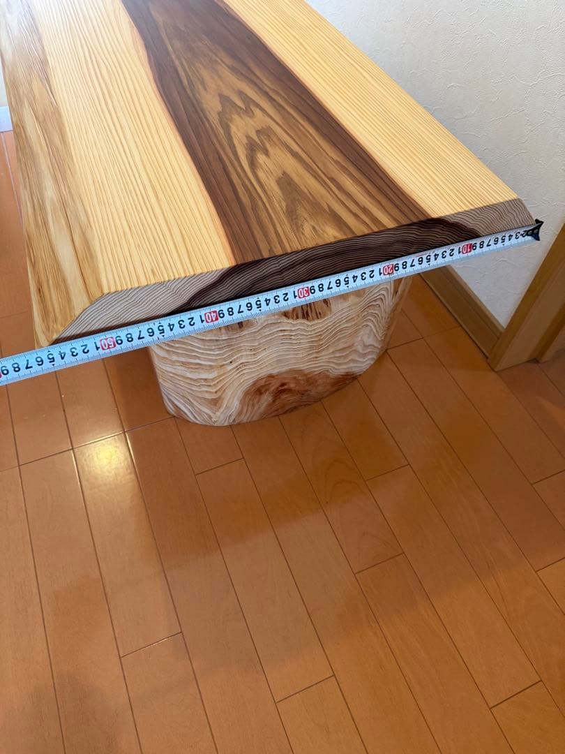 天然杉一枚板最高級杢目のゴツ脚安定テーブル　beeswax塗装仕上げ‼️