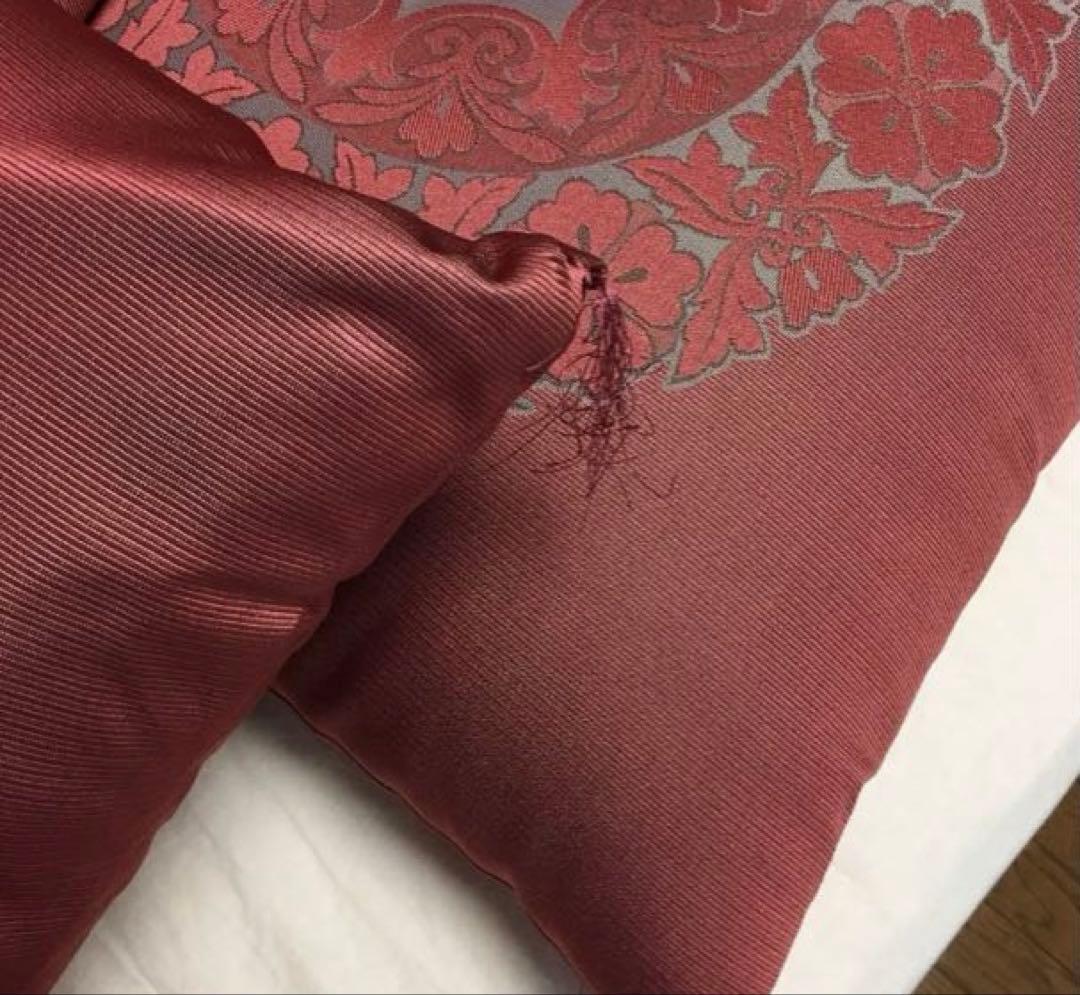 深い赤色の花柄座布団・高級座布団5枚 未使用 激安‼️ - メルカリ