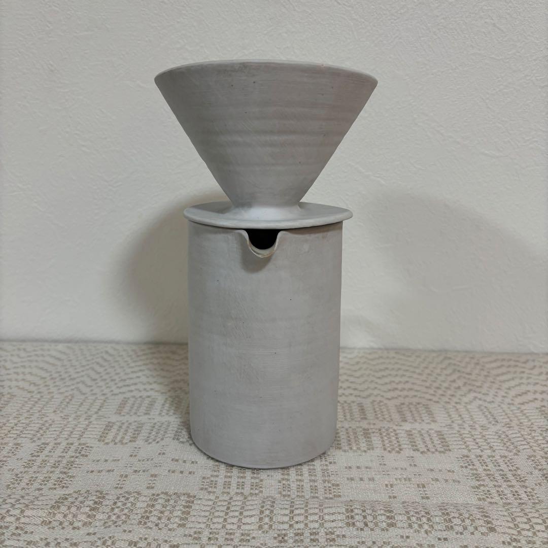 児玉修治　ピッチャー＆ドリッパー　カンヴァス　作家