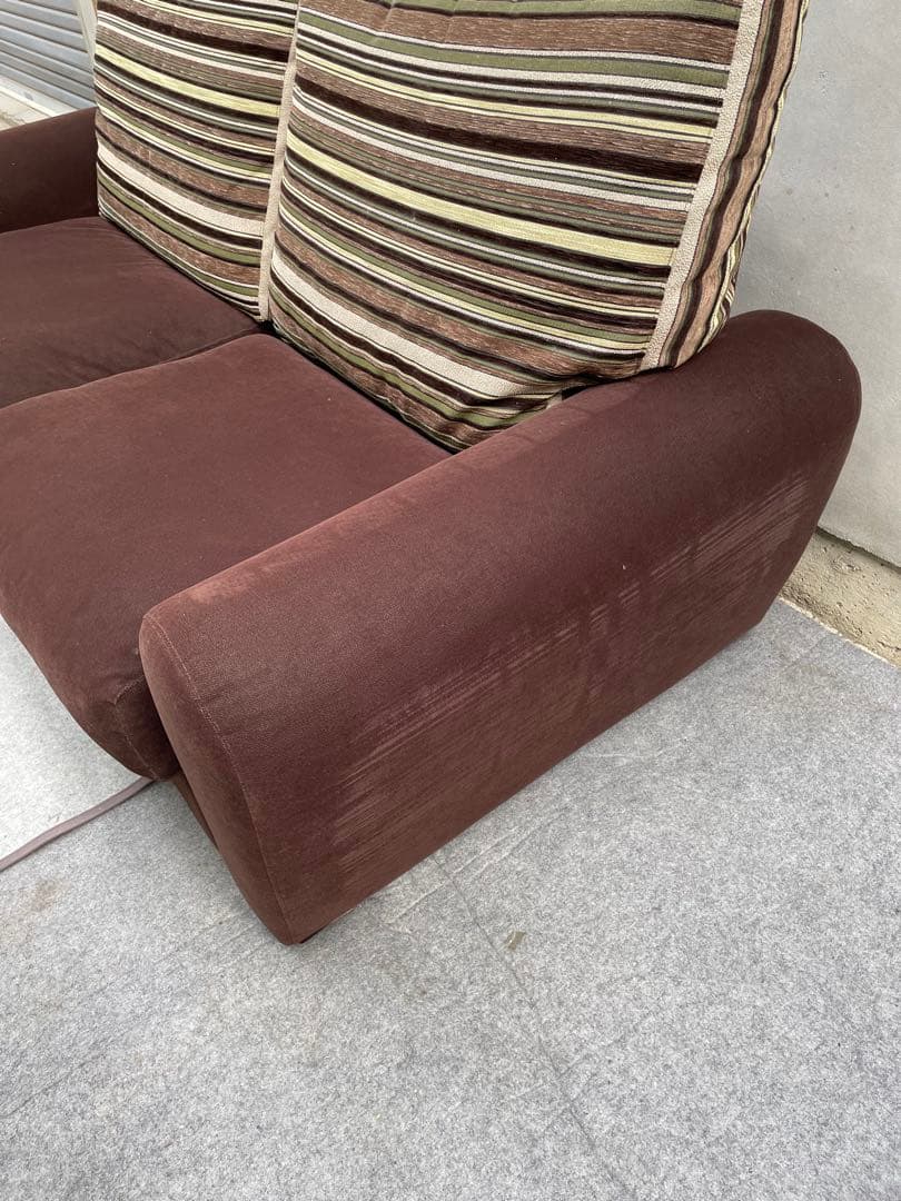 近隣配達可能　割と綺麗　ニトリ　3人掛け　ソファ　カルメン