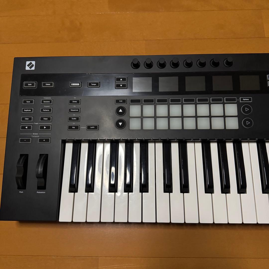 Novation SL MKIII 61【61鍵盤 MIDIキーボード】