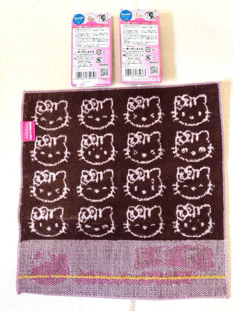 ハローキティ しょこたんコラボ　タオル、ファスナーマスコット2個