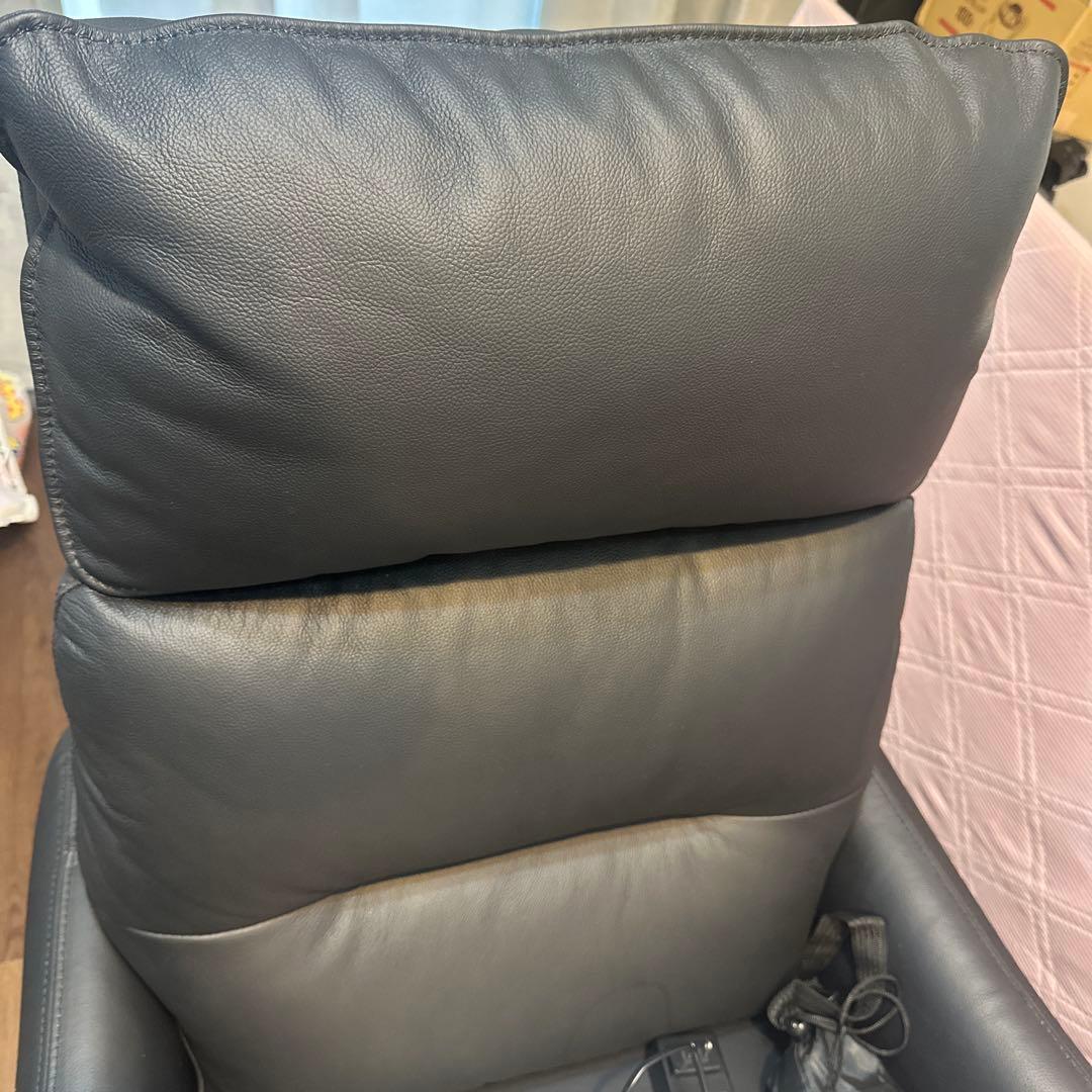 ニトリ 電動リクライニングパーソナルチェア2モーター LE01