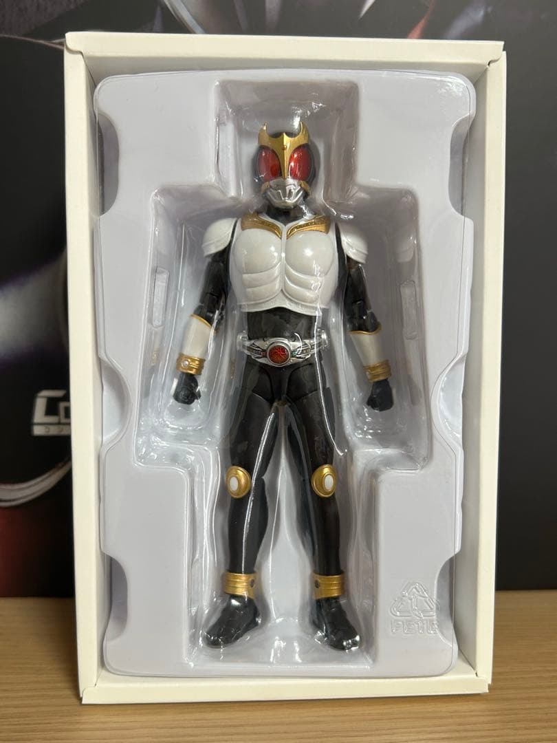 S.H.Figuarts（真骨彫製法） 仮面ライダークウガ グローイングフォーム