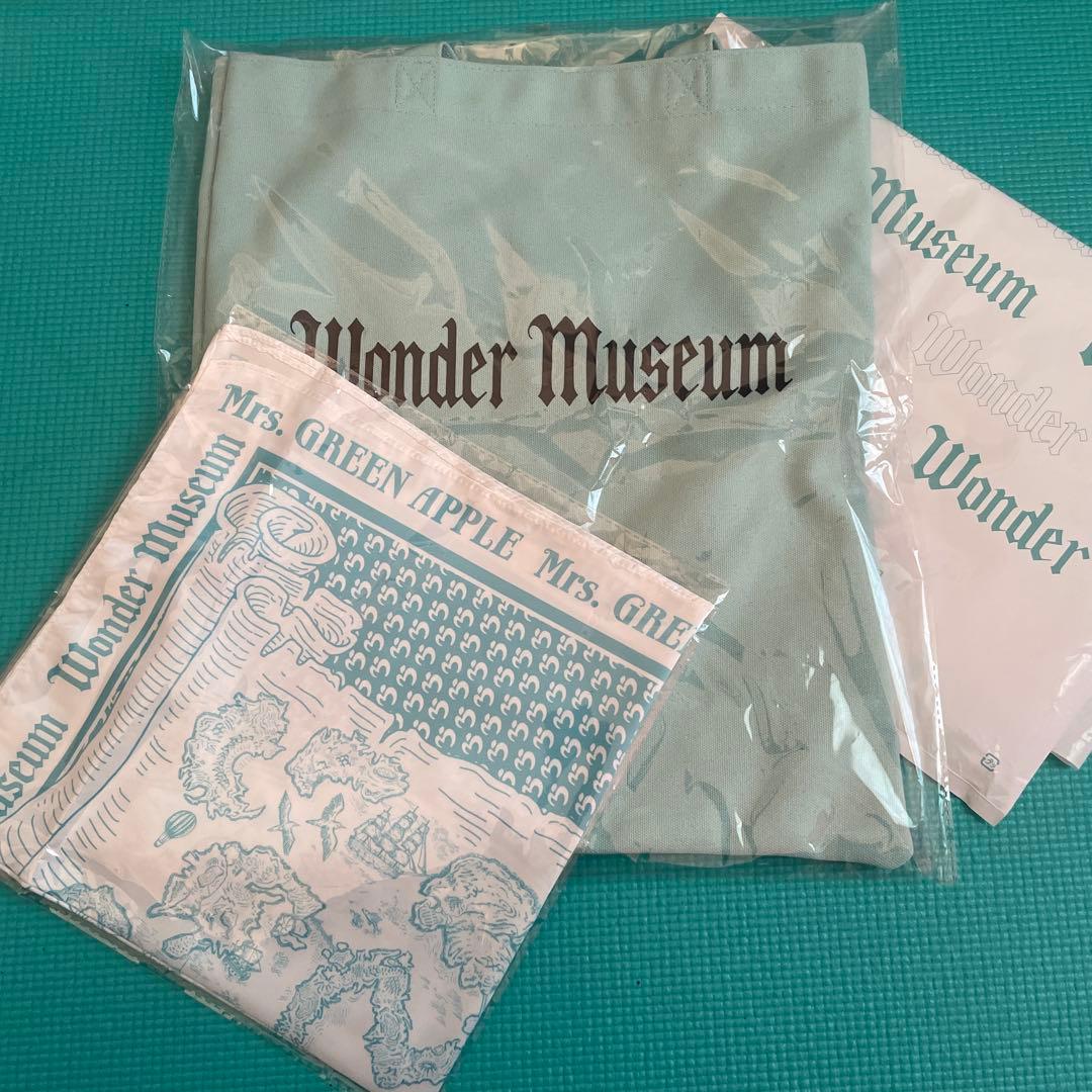 Wonder Museum トートバッグとスカーフセット Wonder Museum トートバッグとスカーフセット Wonder Museum トート