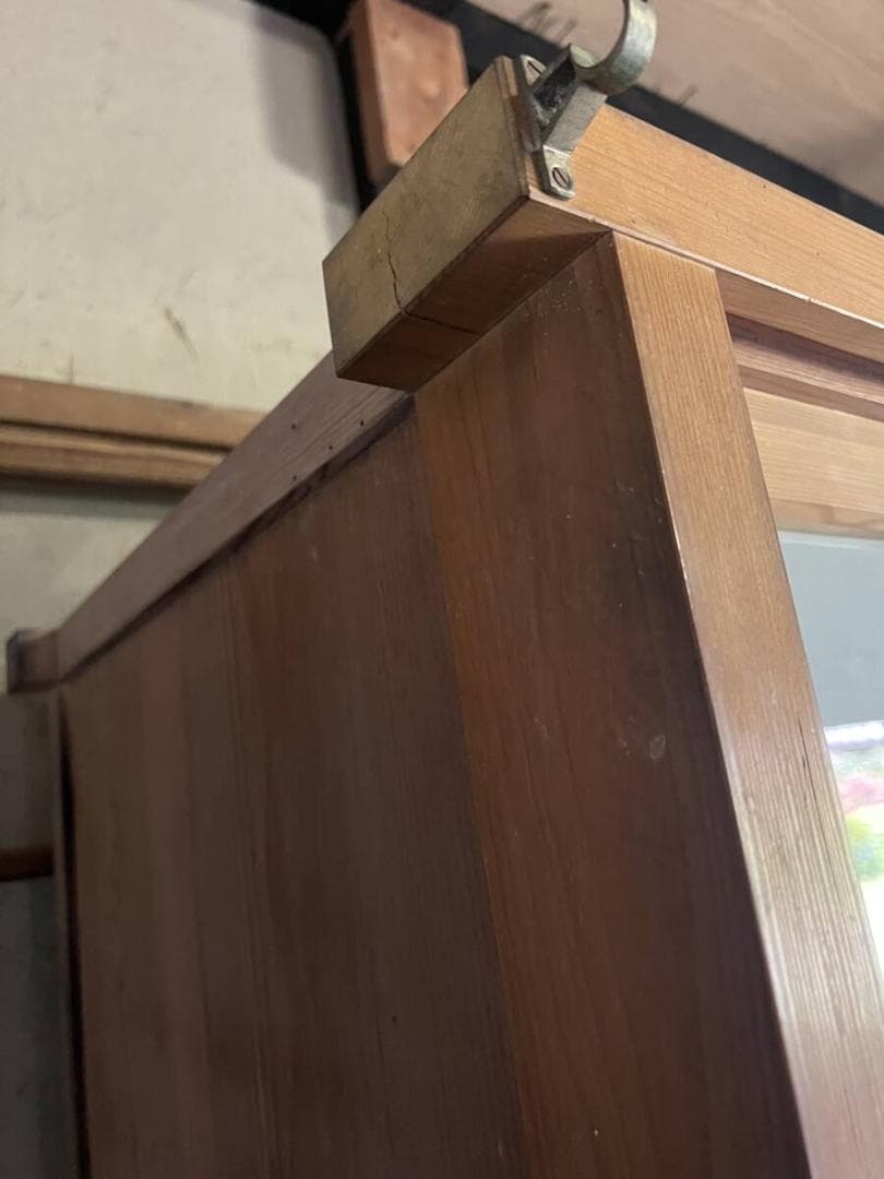 古民家 アンティーク家具 昭和箪笥 収納棚 木製 ガラス戸 カフェ 陶器棚