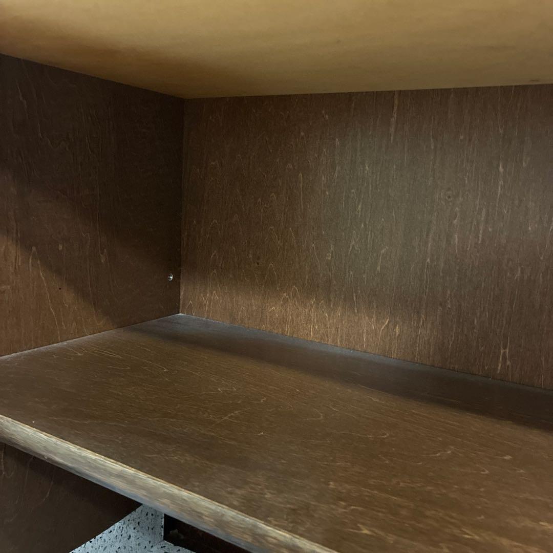 カリモク家具　食器棚　引き戸　karimoku