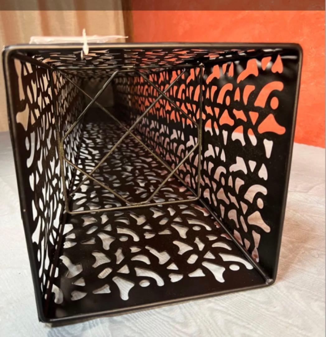 《新品・未使用》アイアン製　フラワースタンド　花台1本