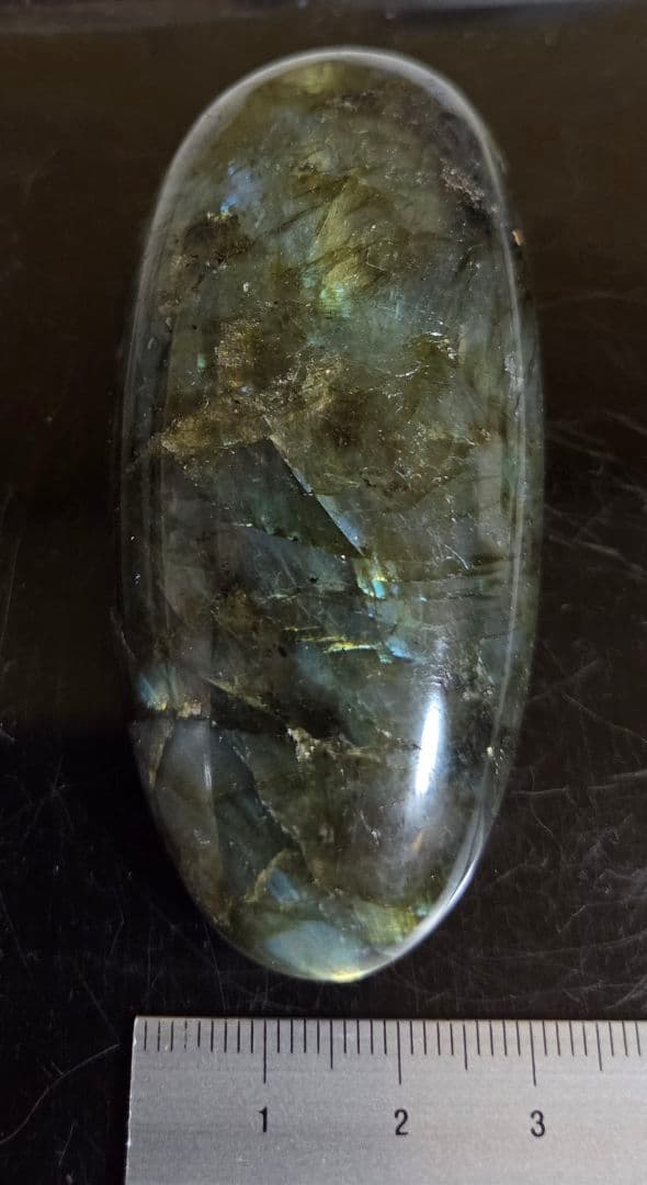 ラブラドライト　曹灰長石　87g　W30×D75×H22mm