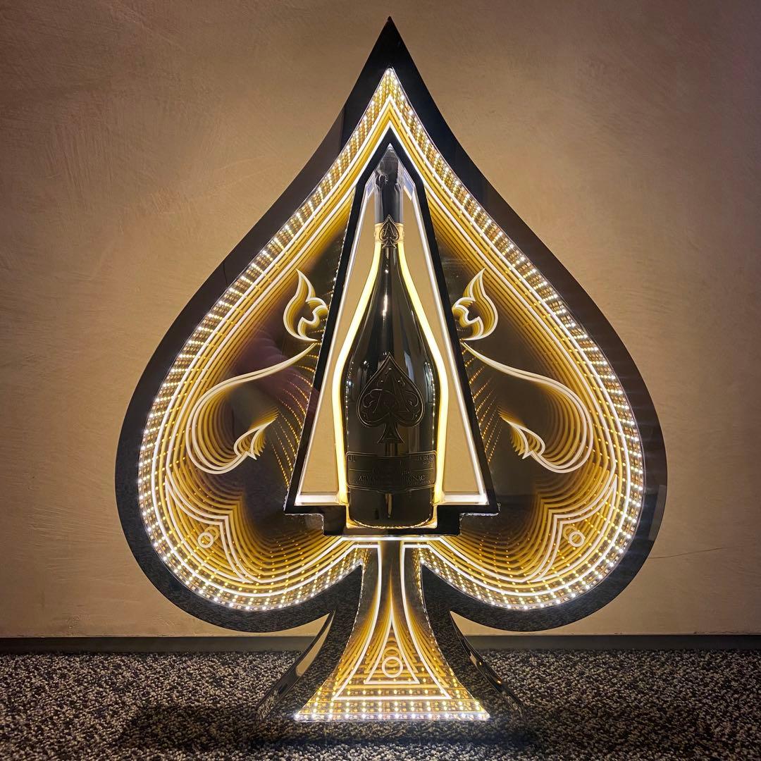 アルマンド マグナムボトル用(1.5L)ディスプレイ LED トランプタワー