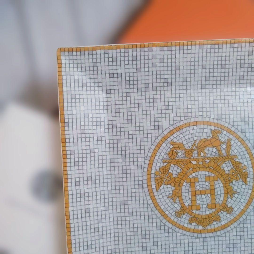 未使用◆HERMESエルメス　プチカレ モザイク 24ゴールド　15×15cm