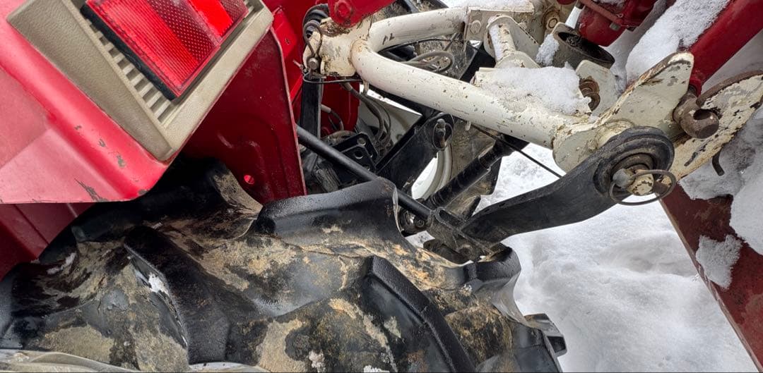 芝浦トラクター４ＷＤ.ロータリー並びローダー付き