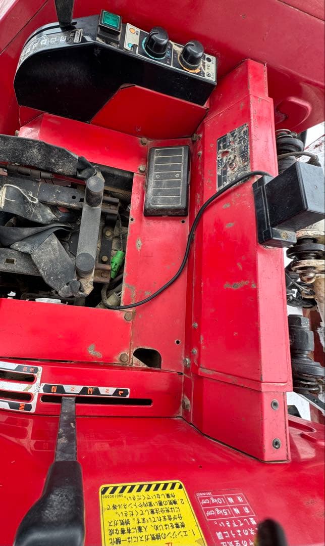 芝浦トラクター４ＷＤ.ロータリー並びローダー付き