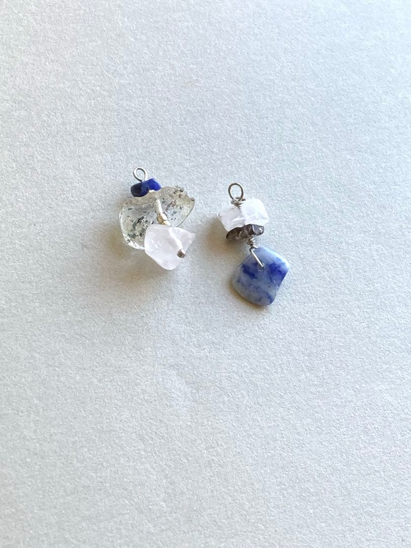 no.0061 ラフなガーデンクォーツとデュモルチェライト　一点物