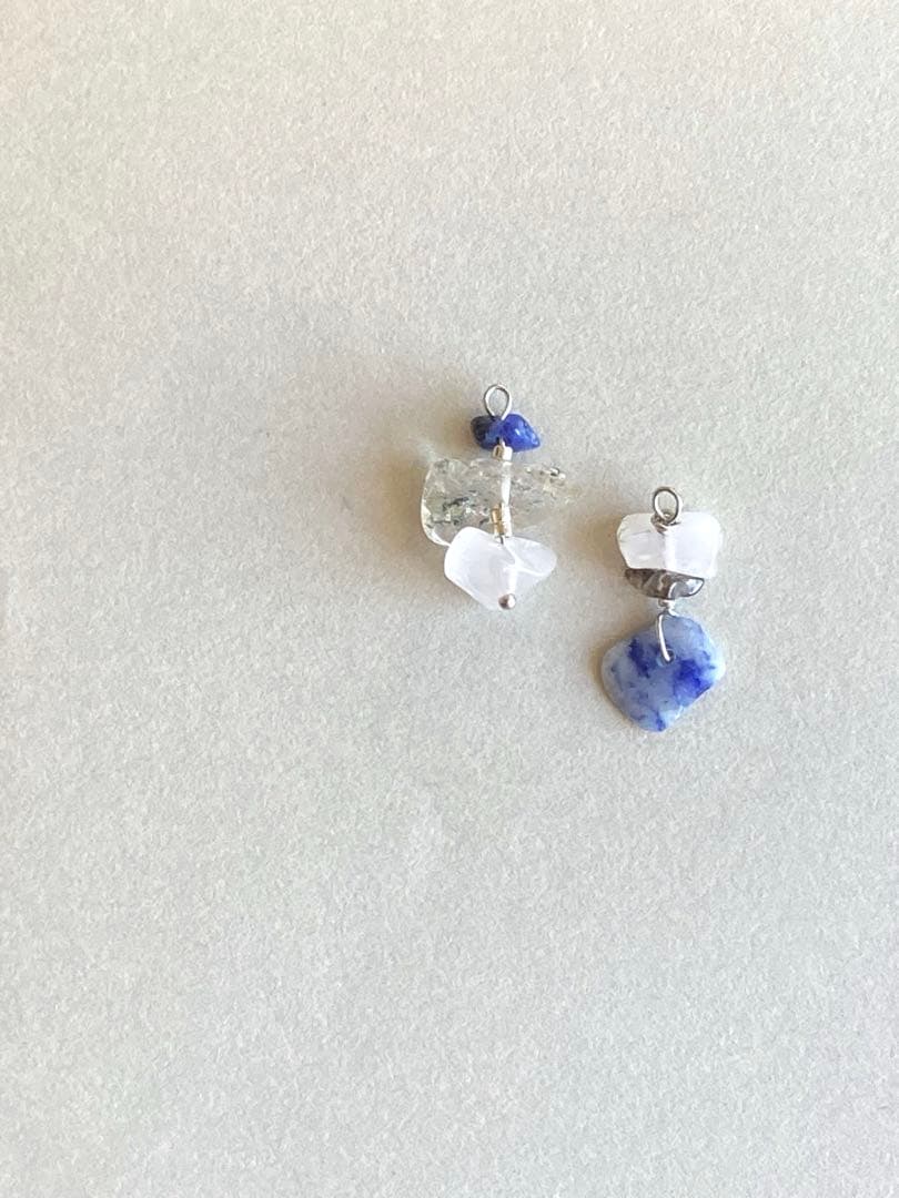 no.0061 ラフなガーデンクォーツとデュモルチェライト　一点物