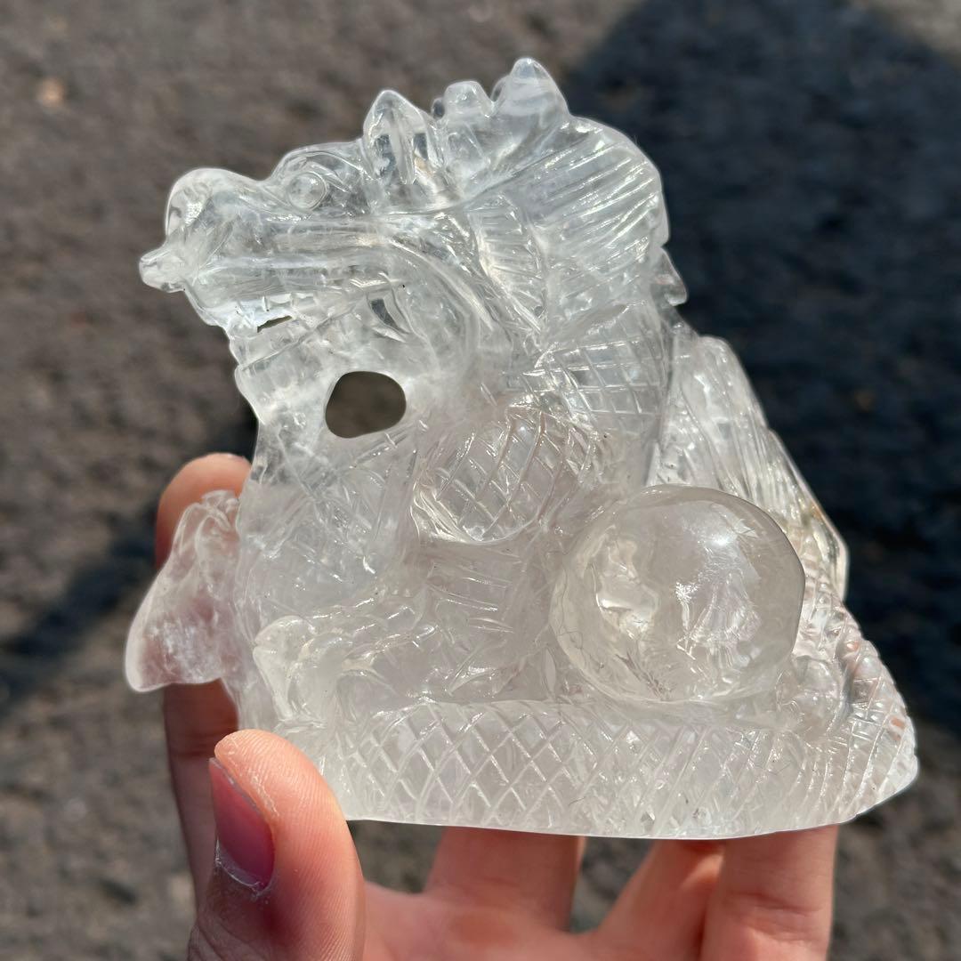天然石水晶の龍　置物　ご購入前に在庫確認必要　G.219