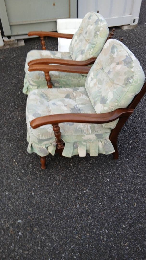 地域限定配送無料　北欧風　キツツキ　飛騨家具　１人掛けソファー