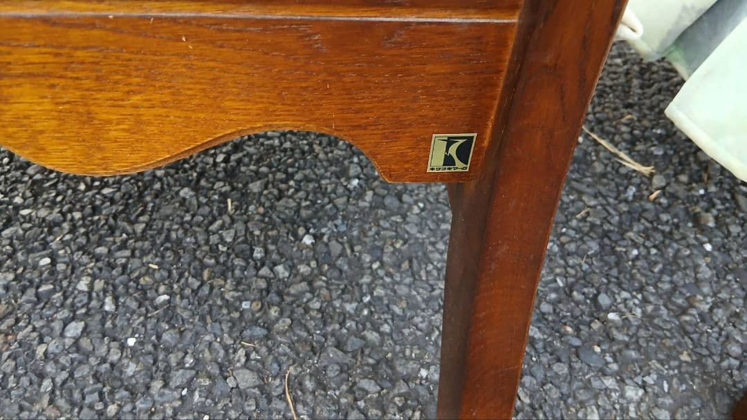 地域限定配送無料　北欧風　キツツキ　飛騨家具　１人掛けソファー