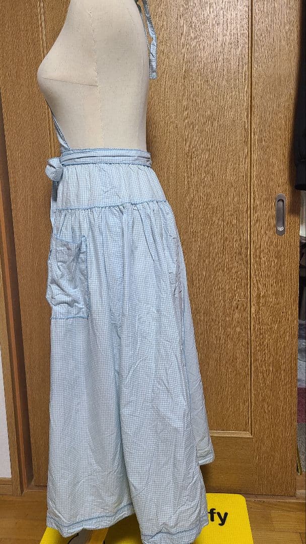 ワンダフルワールド 水色ギンガムチェックエプロンスカート KANEKO