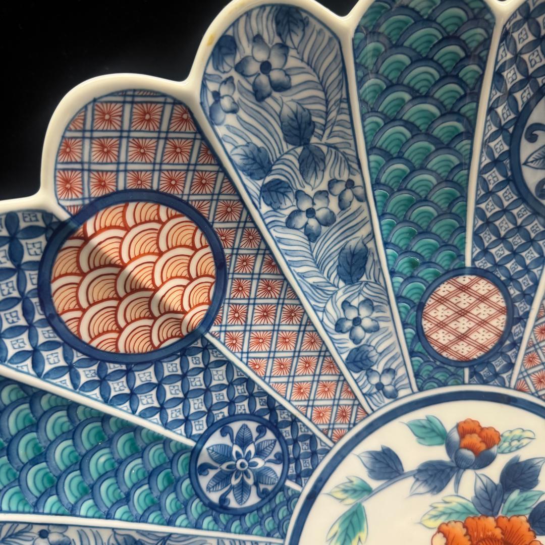 有田名工　年木谷一峰作　菊割親皿　飾り皿　大皿 45cm 皿立て付き