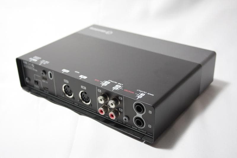 UR24C オーディオインターフェイス　美品