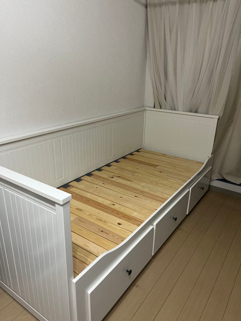 【直接引渡し限定】IKEA　HEMNES　ヘムネス　デイベッドフレーム　ホワイト
