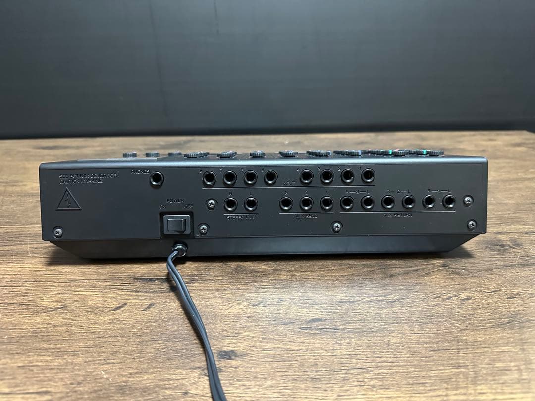 未使用に近い美品 YAMAHA KM802 アナログミキサー 取り扱い説明書付き