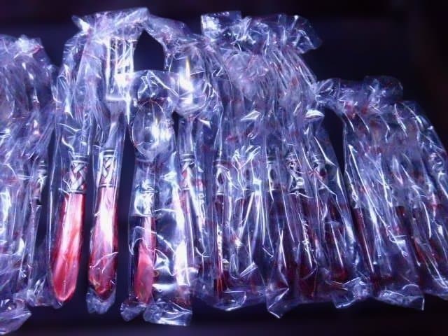 イタリアの老舗　BUGATTI／ブガッティのカトラリーセット・アラジン 24本