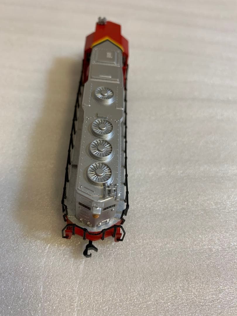 美品　Bachamann N Scale GP 50-SANTA FE 8759