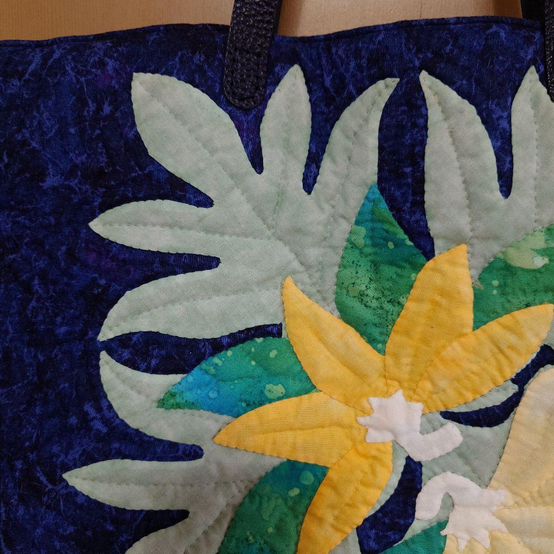 ハワイアンキルト　ティアレタヒチ柄　ネイビー　ハンドメイド　トートバッグ