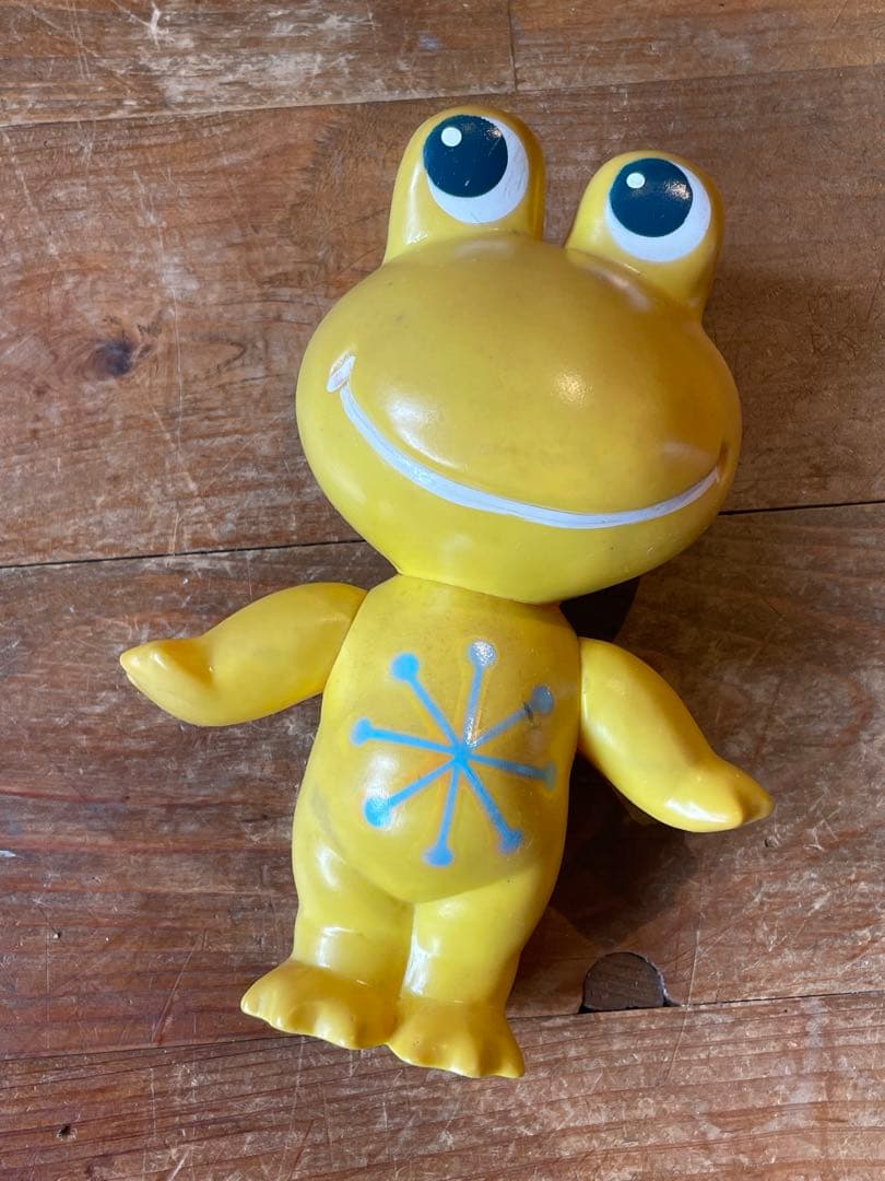 本日のみ値下げ❣️コーワ ケロちゃん　イエロー カエル 花火 ソフビ人形 企業モノ