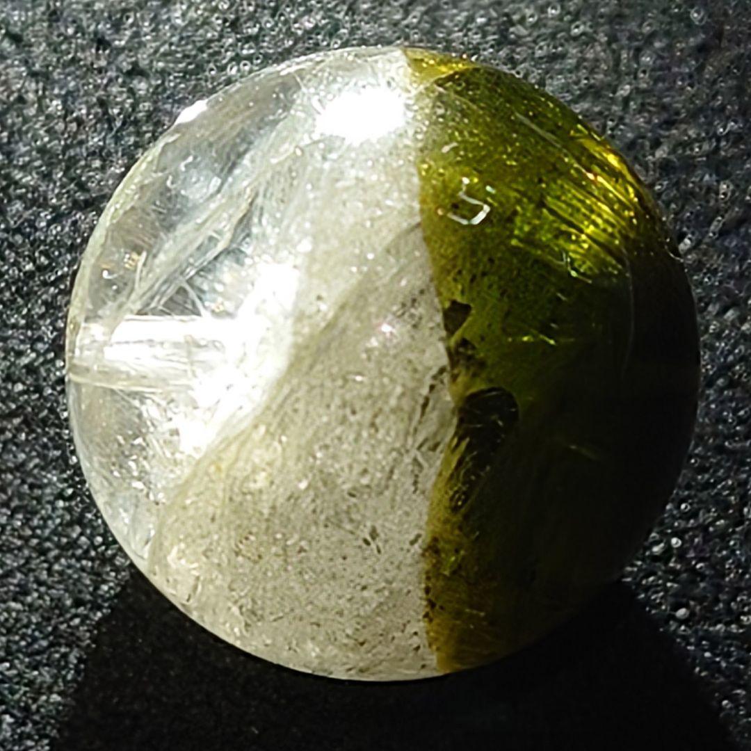 ★アクロアイト×グリーントルマリン 14.6ミリ珠 ビーズ(SA〜SA+)