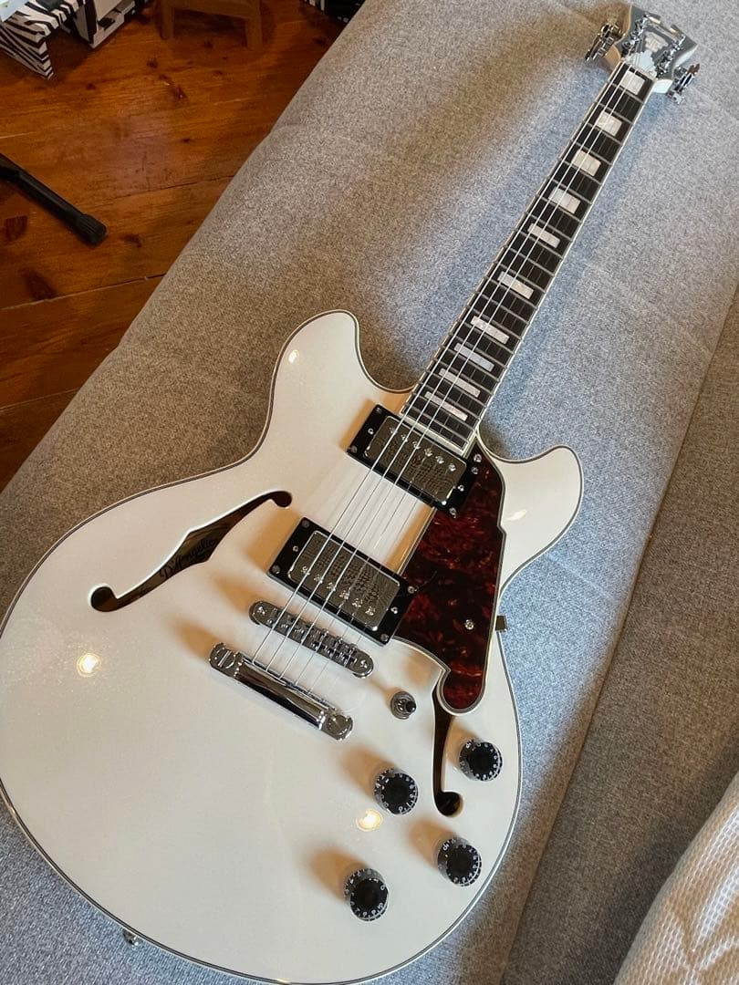 超美品D'Angelico ( ディアンジェリコ ) Premier