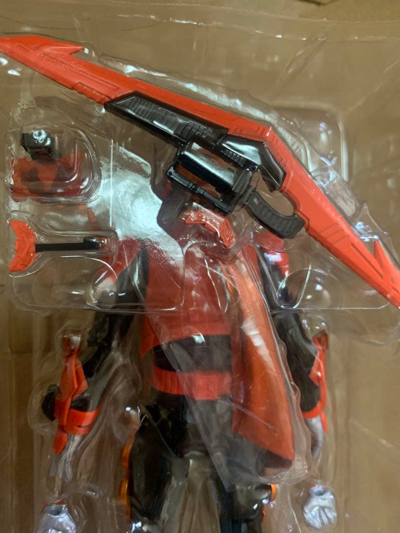 s.h.figuarts 仮面ライダーファイヤーガッチャードデイブレイク