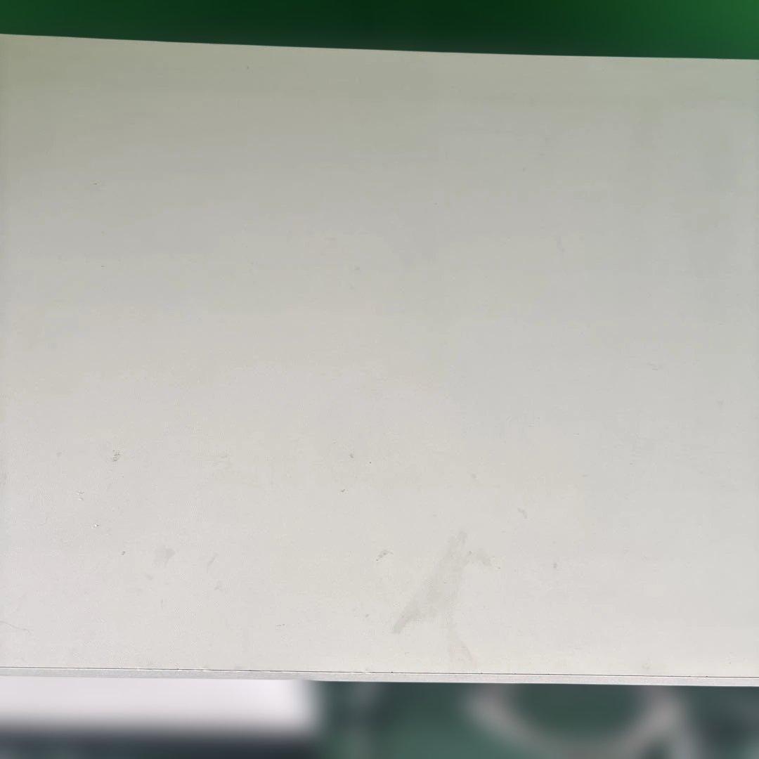 モカ モダン食器棚 ブラック＆ホワイト